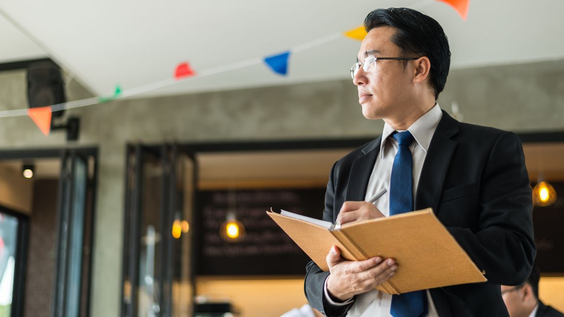 Characteristics Of A Leader